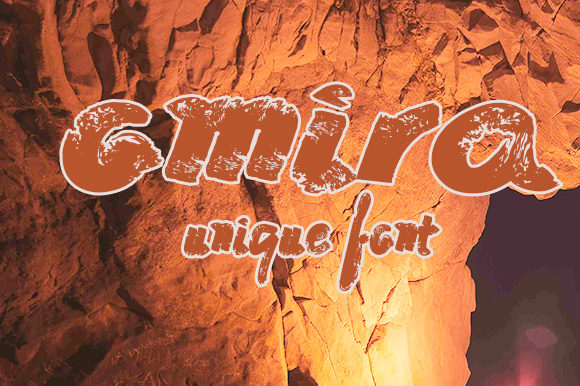 A Real Campaign Test for the Omira Display Font